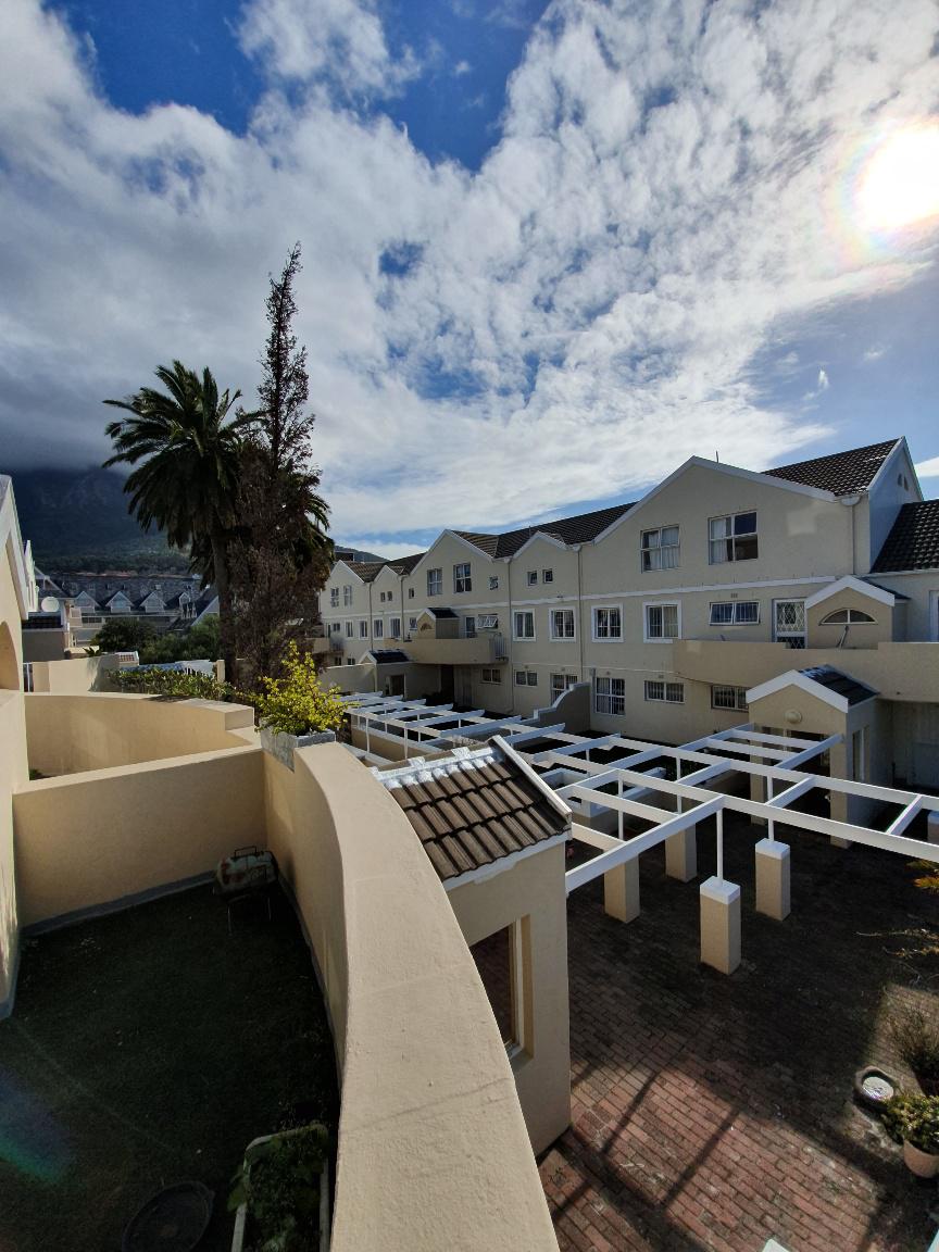 To Let 2 Bedroom Property for Rent in Rondebosch Village Western Cape